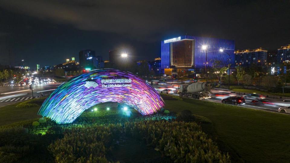 也是你我心, 下注脚, 运俯身的人