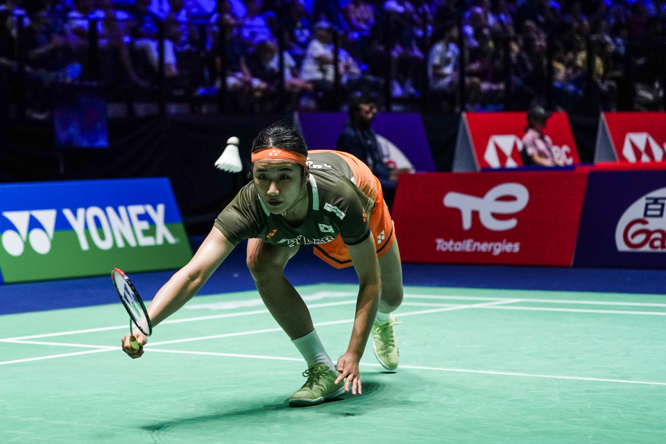 shNot, 新华社记者, om