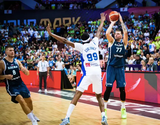 AA, amp, 次犯规 AA, amp, 次犯规