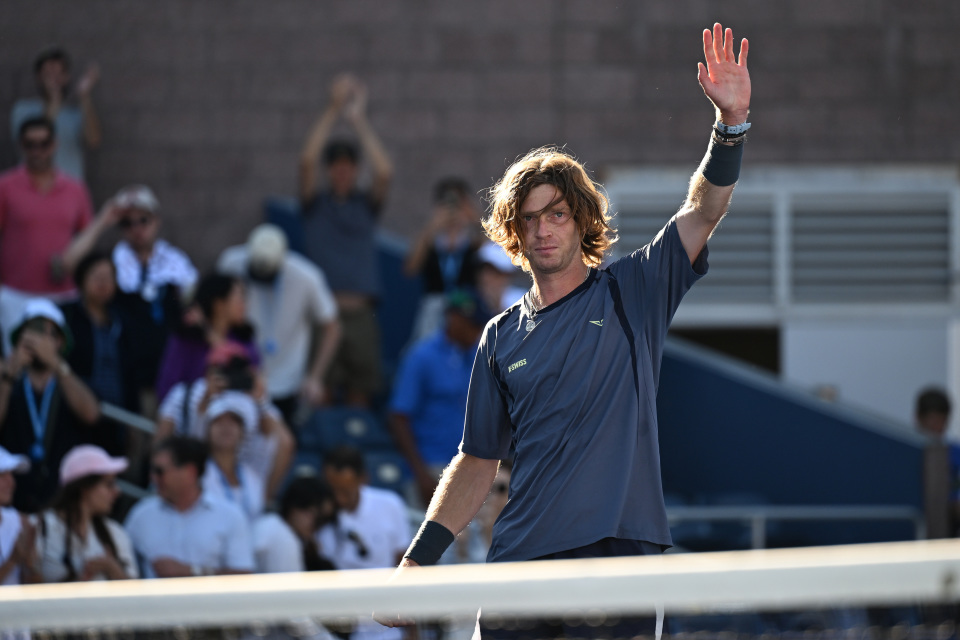 inews, 赛中回球 inews, 赛中回球