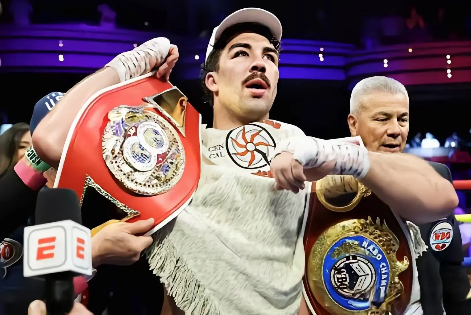 WBO羽量, 军头衔, 十分平庸 WBO羽量, 军头衔, 十分平庸