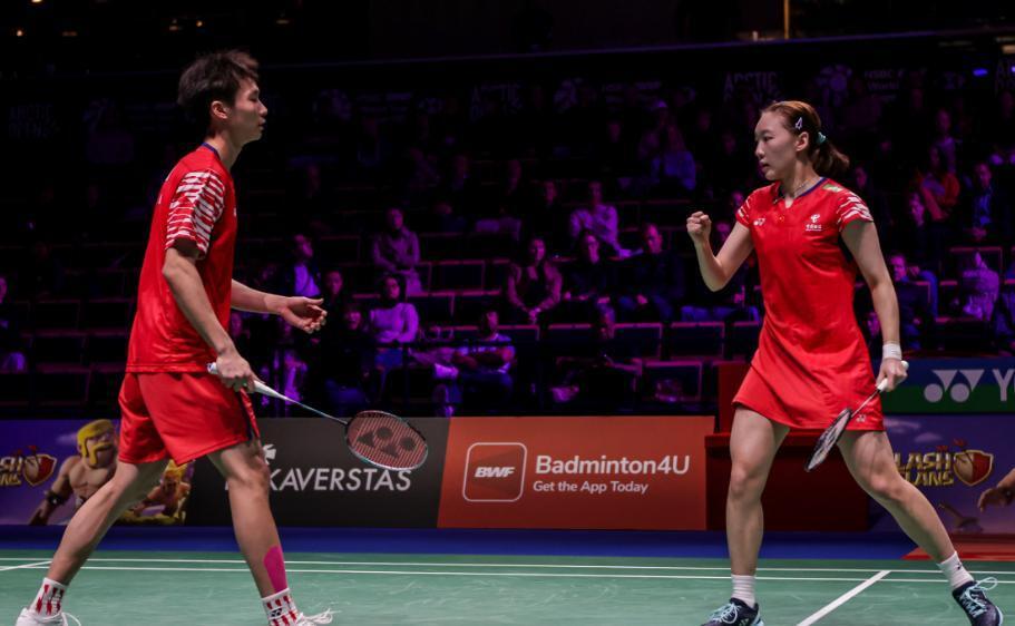 国香港组合, 麦克菲森, NJs