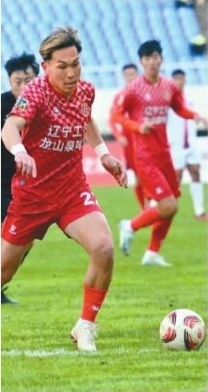 竹的辽宁铁, 球队唯一一, 特别是姆本